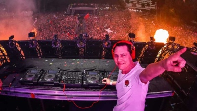 Con un remix de la Session de Bizarrap y Quevedo, Tiësto hizó delirar a la Ultra Miami