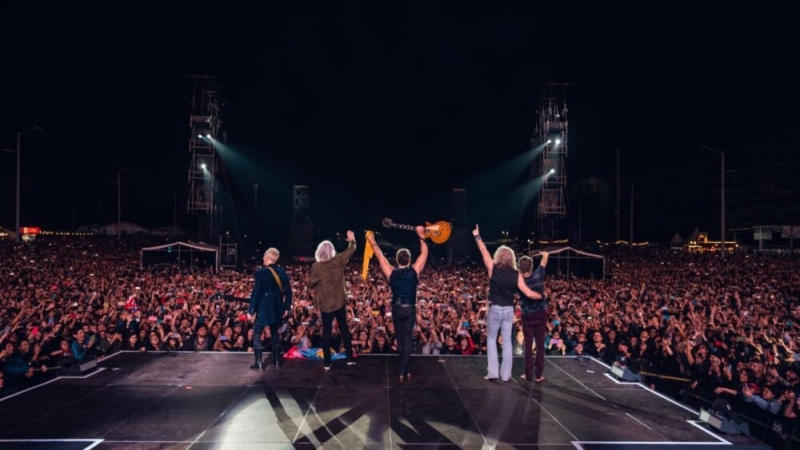 Def Leppard conmemora 45 años de historia con un gran álbum y una gira inolvidable