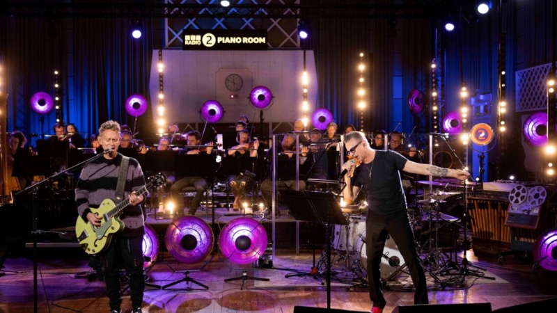 Depeche Mode presentó “Ghosts Again” junto a la orquesta de la BBC